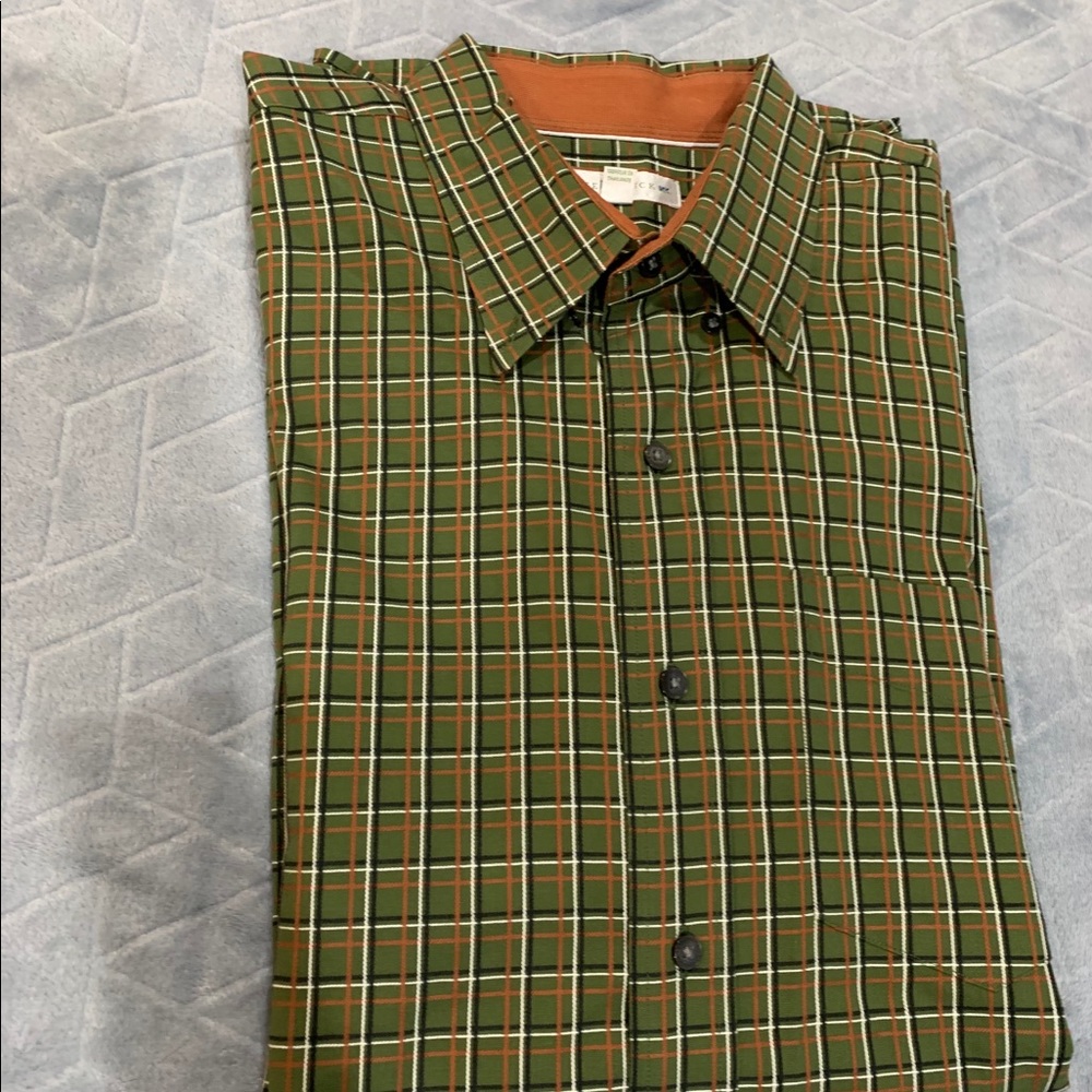 CUTTER & BUCK SHIRT